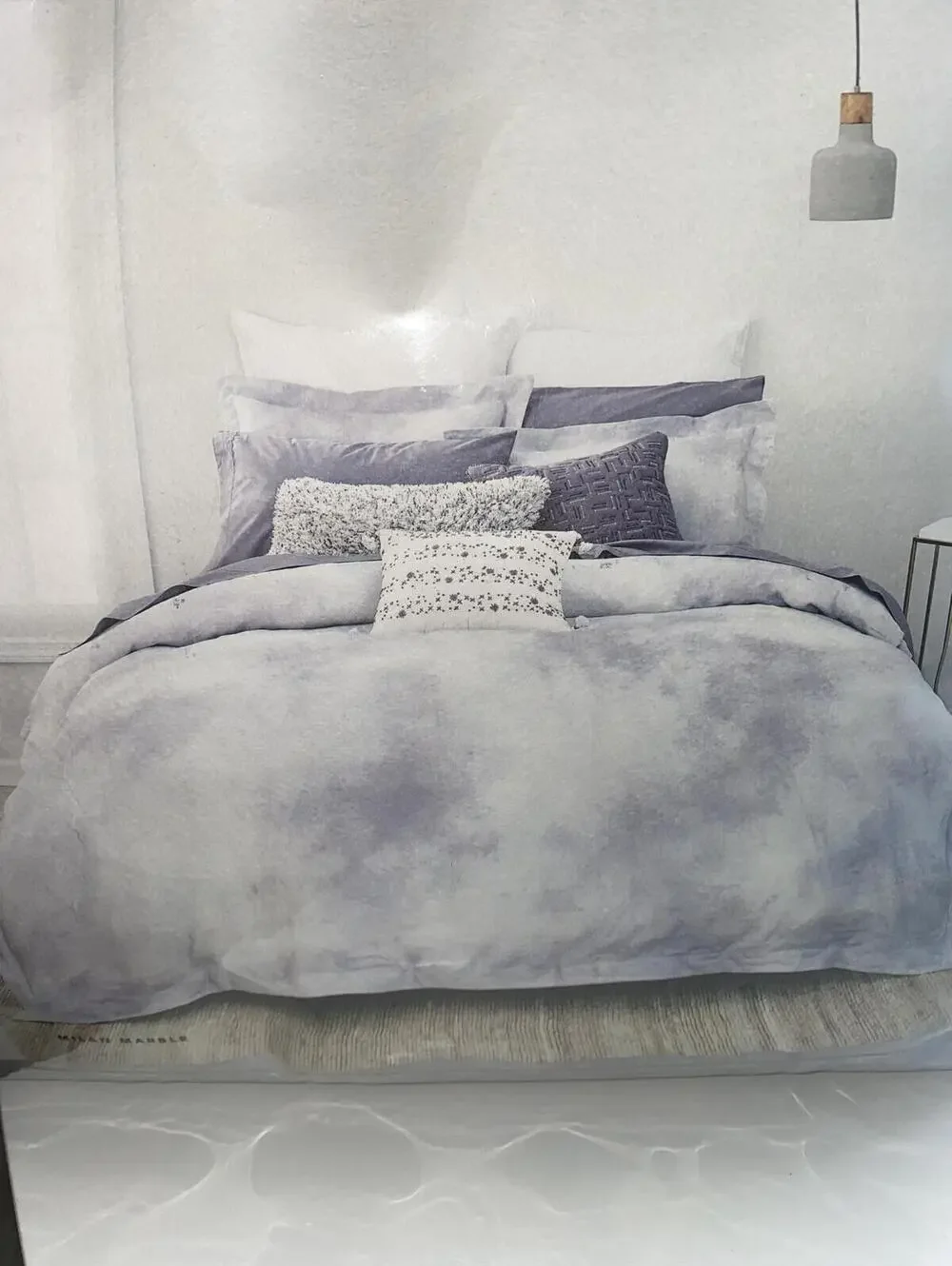 Splendid Amalfi Marble Comforter Set, King, NWT
